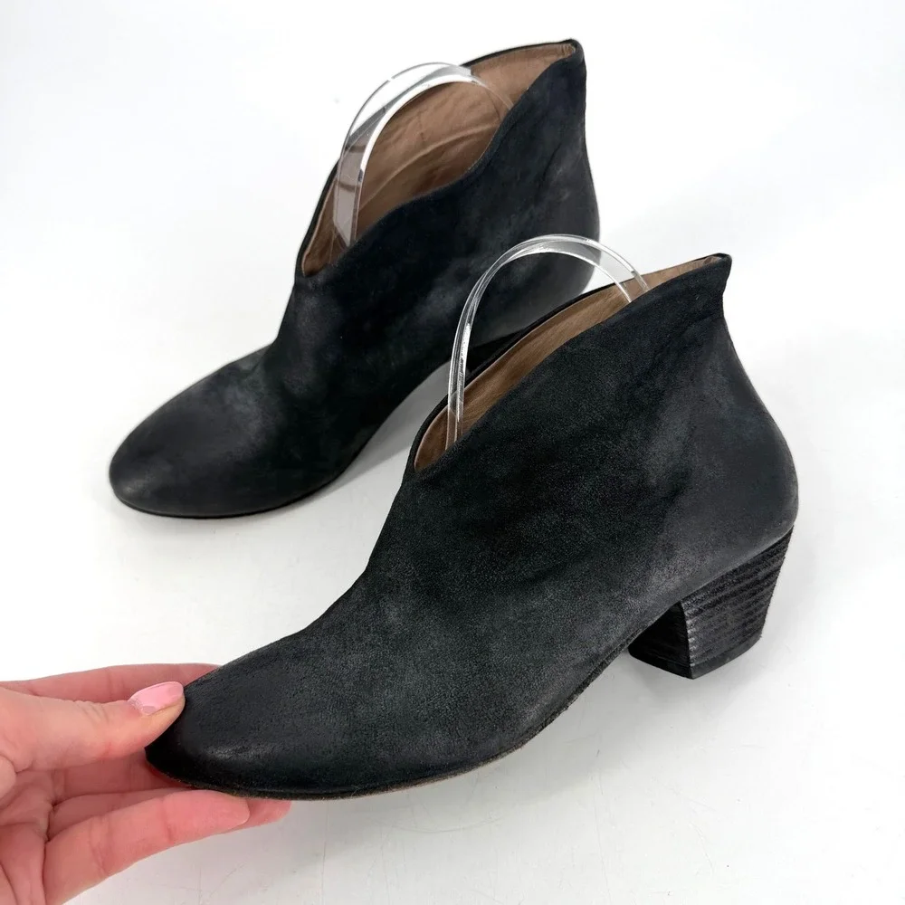 Elisanero Leather Ankle Boots Women 38 Black V-Cut Distressed Avant Garde Goth‎